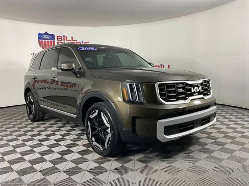 Used 2024 Kia Telluride S w/ S Sunroof Package FWD image 1