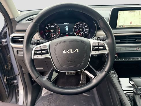 Used 2022 Kia Telluride SX w/ Nightfall Edition Package AWD/4WD image 11