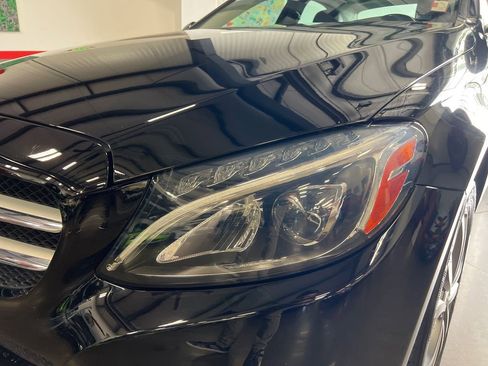 Used 2015 Mercedes-Benz C 300 4MATIC Sedan image 21