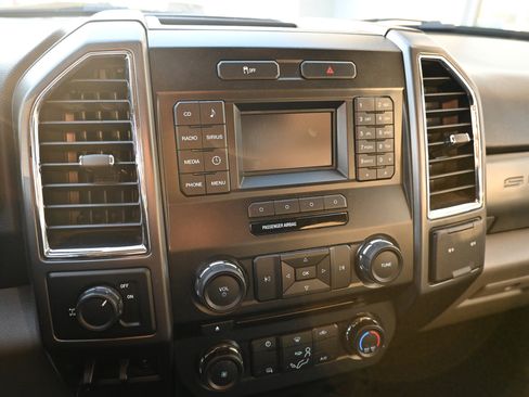 Used 2018 Ford F250 XLT image 7