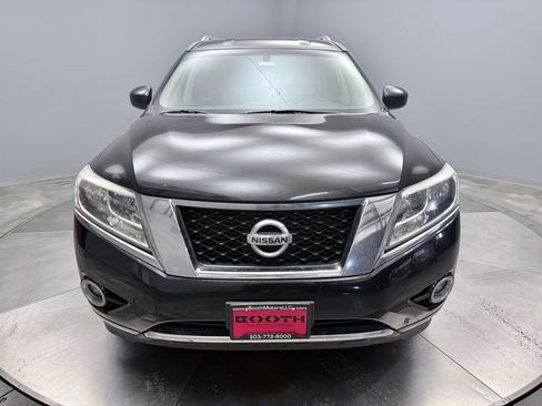 Used 2016 Nissan Pathfinder SV w/ SV Cold Weather Package image 2