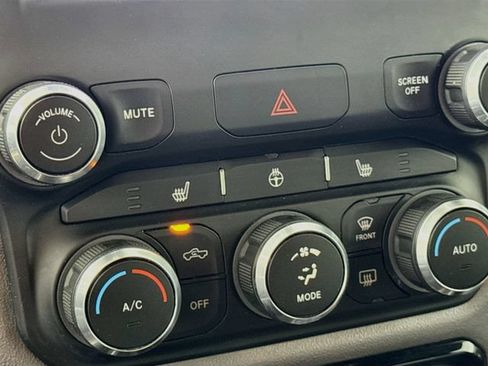 Used 2023 RAM 1500 Big Horn AWD/4WD image 19