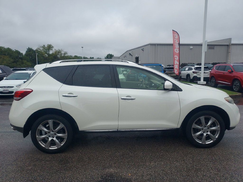 Used 2014 Nissan Murano LE w/ Platinum Edition Package AWD/4WD image 8