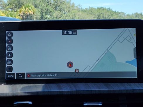Used 2024 Kia Telluride EX w/ EX Captain's Chair Package AWD/4WD image 31