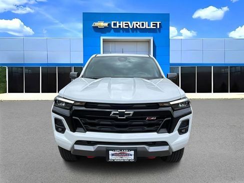 Used 2025 Chevrolet Colorado Z71 AWD/4WD image 8