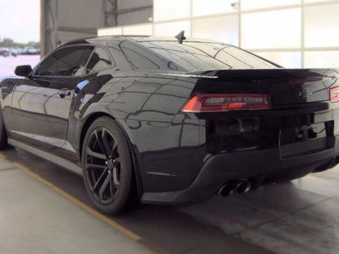 Used 2015 Chevrolet Camaro ZL1 RWD image 9