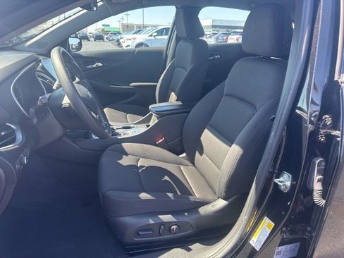 Used 2024 Chevrolet Malibu LT image 16