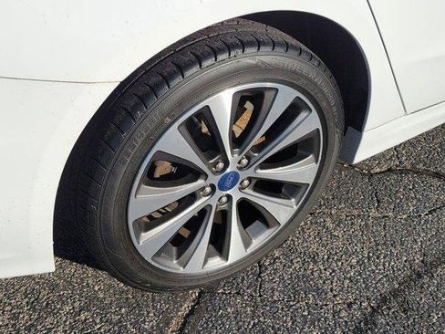 Used 2020 Ford Fusion SE image 5