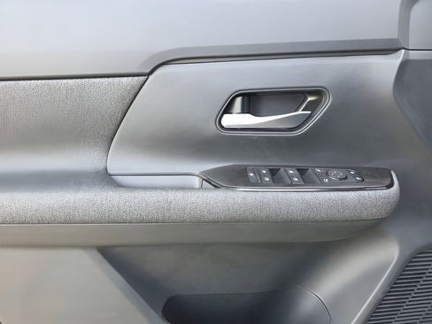 New 2026 Nissan Kicks SV w/ Charging Package FWD image 13