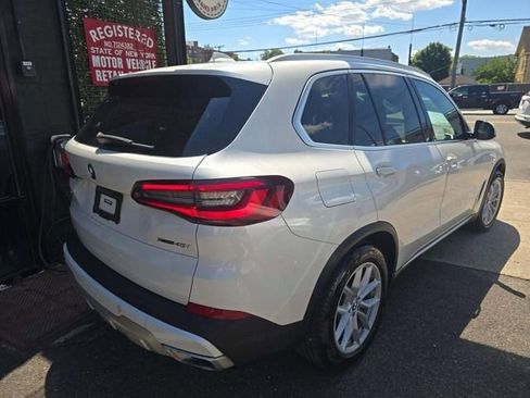 Used 2023 BMW X5 xDrive40i w/ Premium Package AWD/4WD image 4