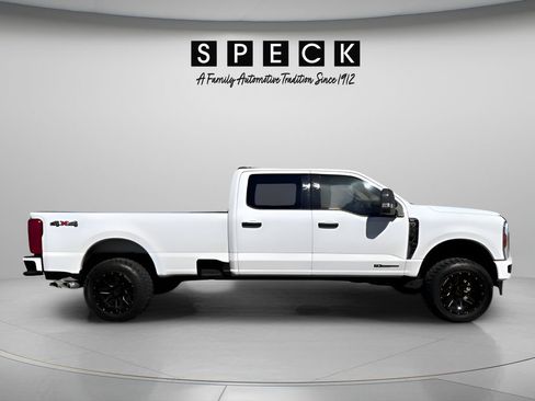 Used 2024 Ford F350 XLT AWD/4WD image 6