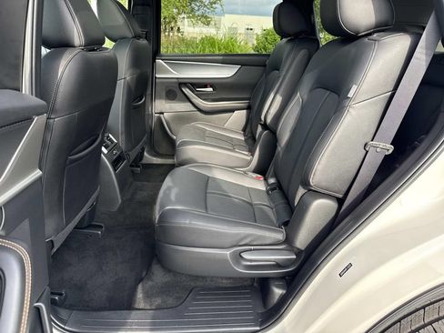 Used 2024 MAZDA CX-90 Plug-In Hybrid w/ Premium Pkg AWD/4WD image 23
