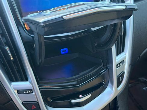 Used 2016 Cadillac SRX Performance w/ Trailering Package AWD/4WD image 14