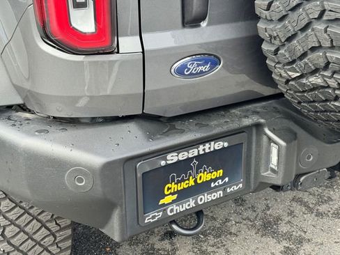 Used 2023 Ford Bronco Wildtrak image 19