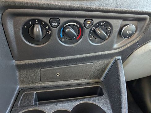 Used 2018 Ford Transit 350 XL image 22