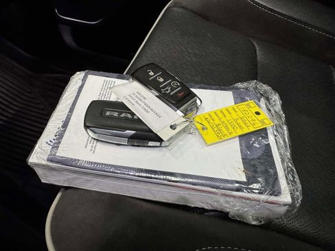 Used 2022 RAM 1500 Laramie image 33