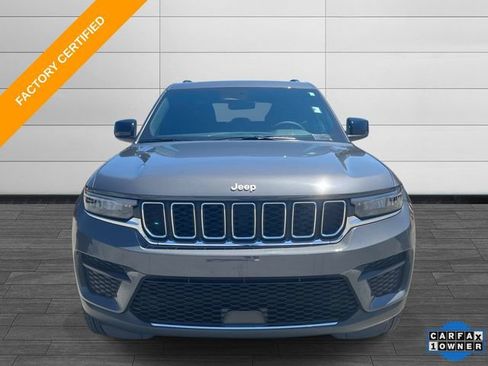 Certified 2025 Jeep Grand Cherokee Laredo X w/ Luxury Tech Group I AWD/4WD image 9