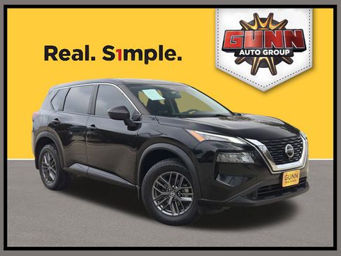 Used 2021 Nissan Rogue S image 1