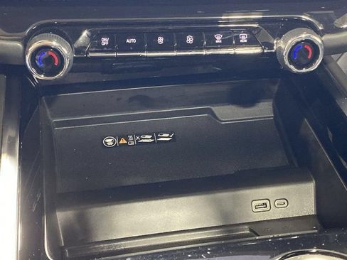 Used 2025 Chevrolet Tahoe RST w/ Comfort Package AWD/4WD image 18
