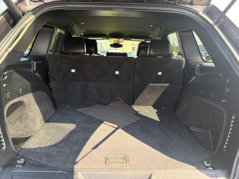 Used 2019 Jeep Grand Cherokee Altitude AWD/4WD image 34