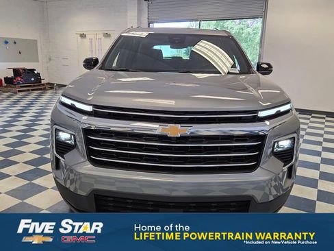New 2026 Chevrolet Traverse LT w/ LPO, Floor Liner Package FWD image 2