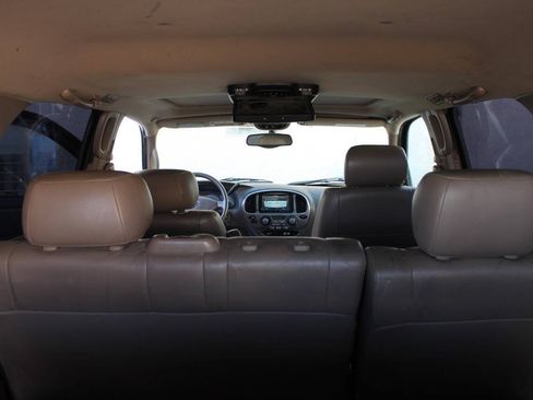 Used 2003 Toyota Sequoia Limited RWD image 30