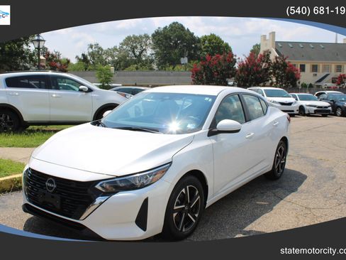 Used 2024 Nissan Sentra SV FWD image 1