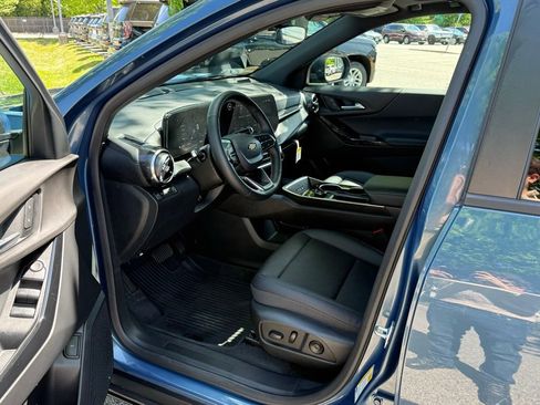Used 2026 Chevrolet Equinox LT w/ Convenience Package II AWD/4WD image 12