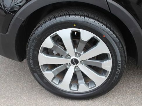 Certified 2022 Kia Telluride S image 37