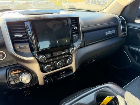 Used 2019 RAM 1500 Laramie w/ Off Road Group image 13