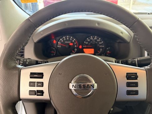 Used 2017 Nissan Frontier SV w/ SV Value Truck Package RWD image 28