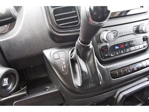 Used 2025 RAM ProMaster 2500 w/ Convenience Group FWD image 28