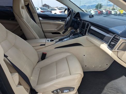 Used 2010 Porsche Panamera Turbo AWD/4WD image 37