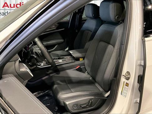 Used 2025 Audi A6 Premium Plus image 21