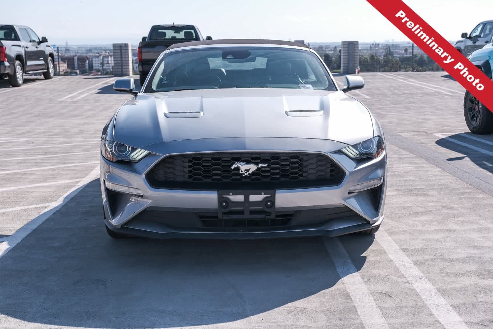 Used 2022 Ford Mustang Premium RWD image 2