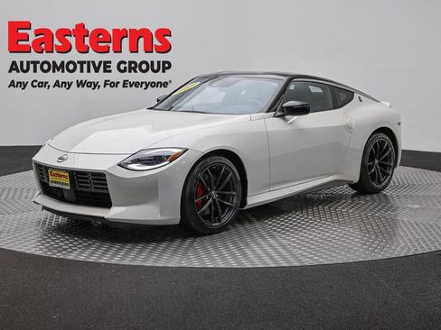 Used 2025 Nissan Z Performance w/ Floor Mat Package RWD image 1