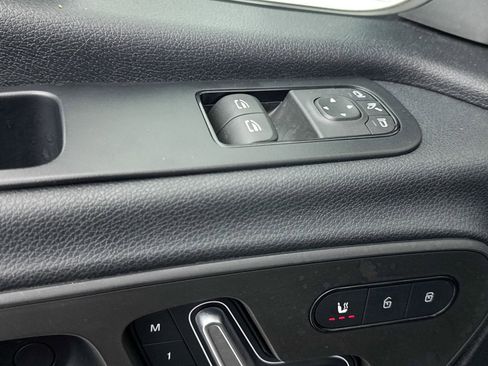 Used 2024 Mercedes-Benz Sprinter 2500 image 48