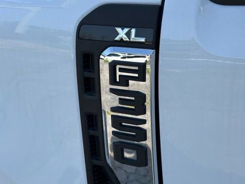 New 2026 Ford F350 XL w/ XL Chrome Package AWD/4WD image 27