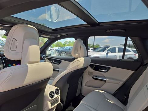 New 2026 Mercedes-Benz GLC 300 4MATIC image 26