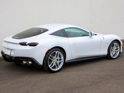 Certified 2023 Ferrari Roma image 5