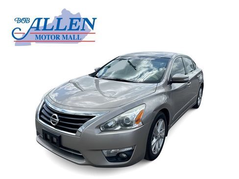Used 2014 Nissan Altima 2.5 SL w/ Moonroof Package FWD image 1