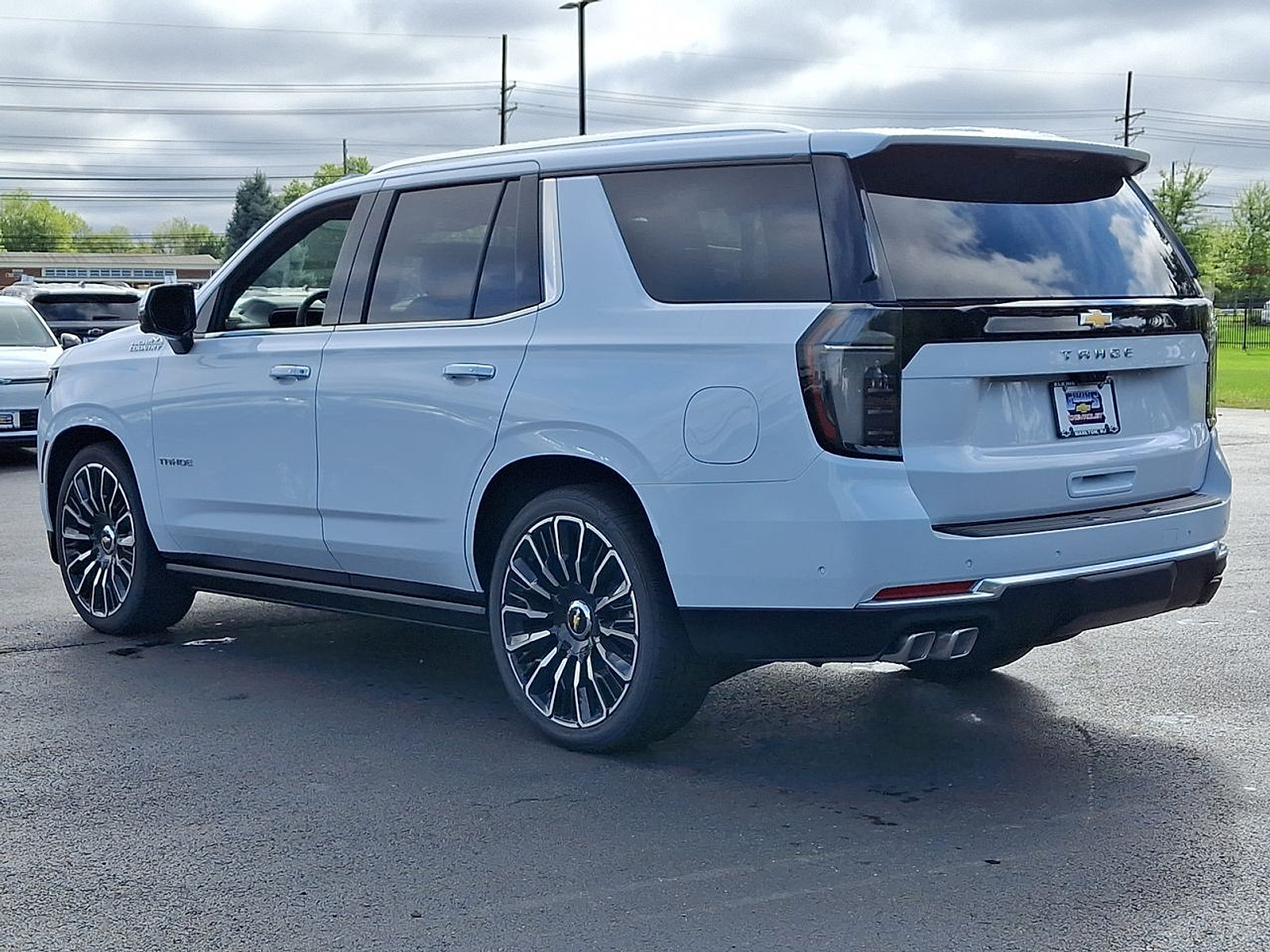 New 2026 Chevrolet Tahoe High Country AWD/4WD image 11