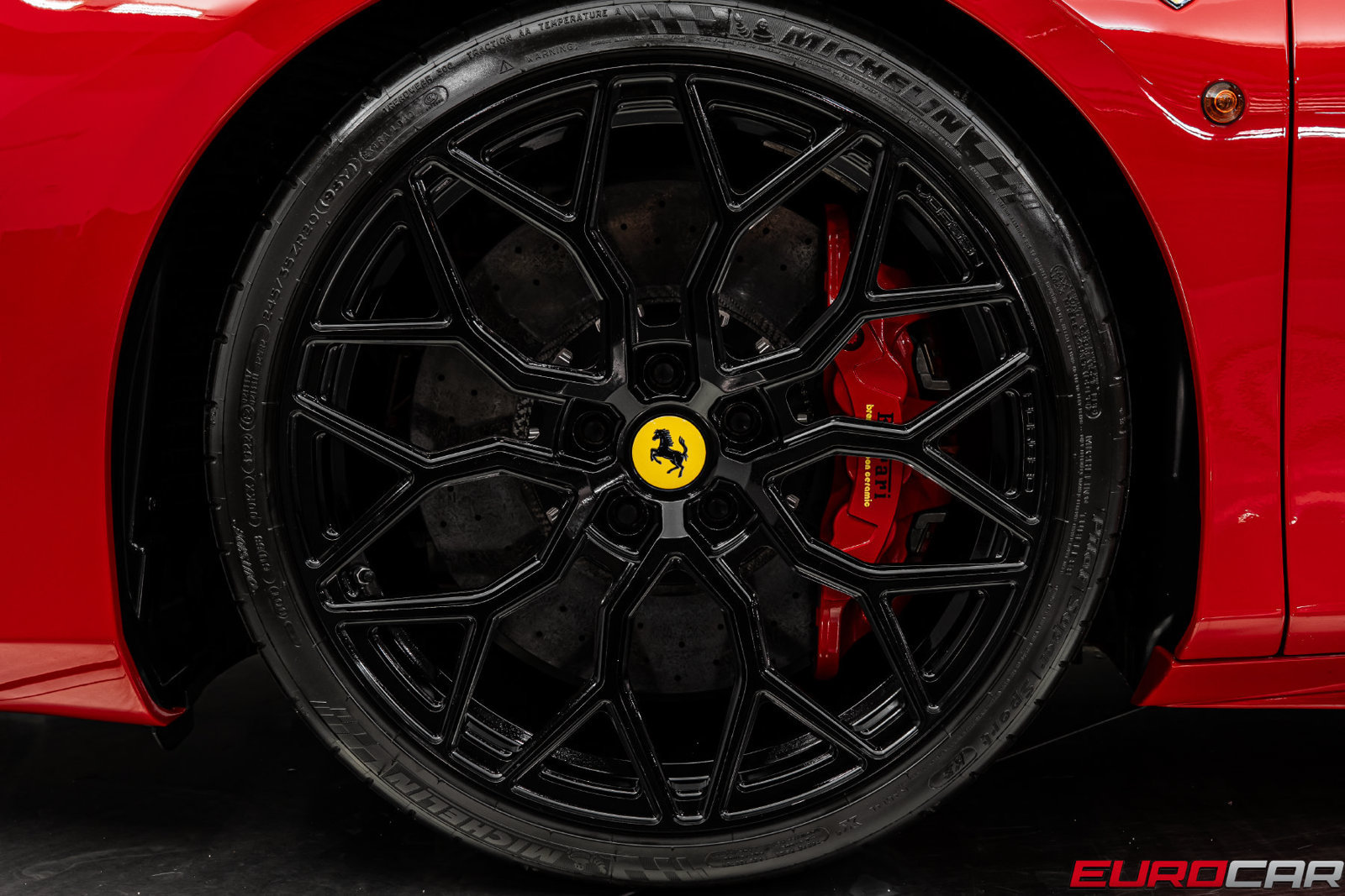 Used 2017 Ferrari 488 GTB RWD image 22