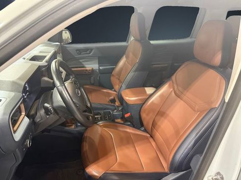 Used 2022 Ford Maverick Lariat w/ Lariat Luxury Package image 9