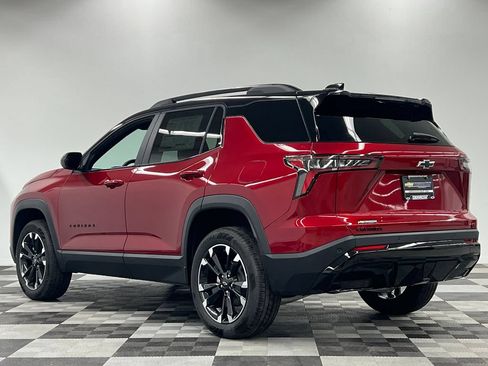 New 2026 Chevrolet Equinox RS w/ Convenience Package III FWD image 8