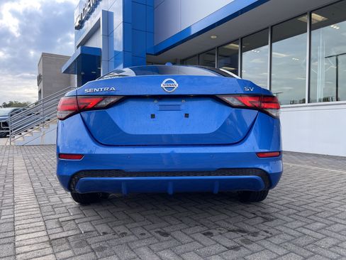 Used 2022 Nissan Sentra SV image 4