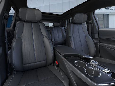 New 2026 Cadillac Lyriq Luxury image 16