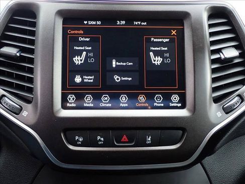 Used 2021 Jeep Cherokee Trailhawk w/ Technology Group AWD/4WD image 19