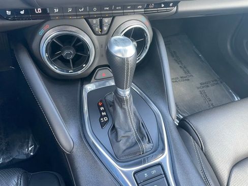 Used 2017 Chevrolet Camaro SS RWD image 48