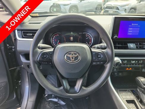 Used 2024 Toyota RAV4 XLE FWD image 25